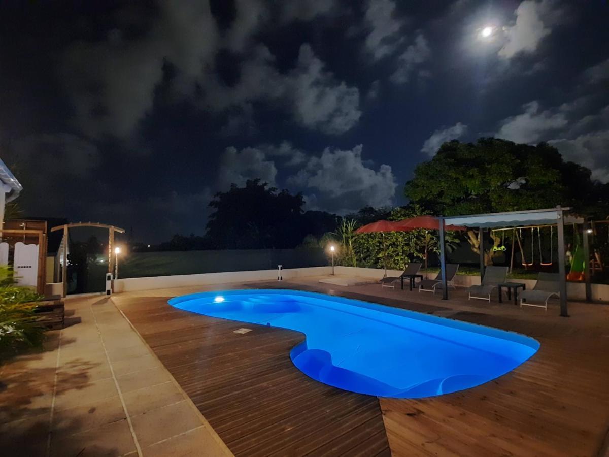 Tropical Dream - Gite Touristique - 4Adultes Et 3Enfants Baie-Mahault Kültér fotó